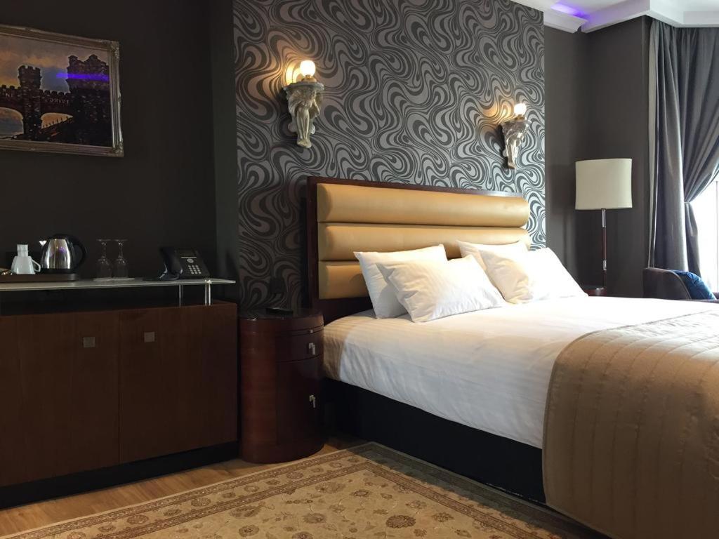 Halvard Hotel Douglas Kültér fotó